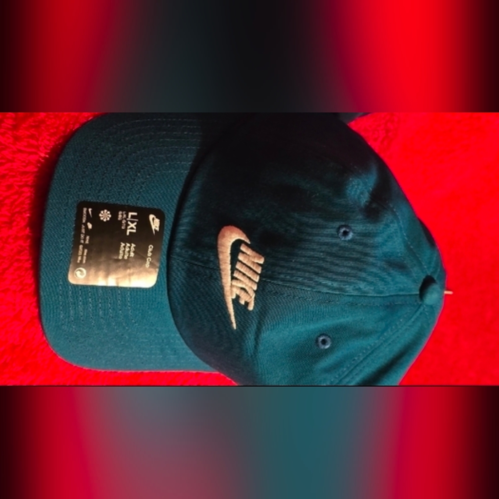 NIKE Teal Cap